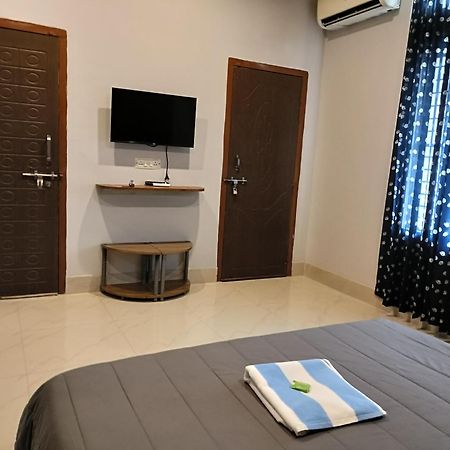 Areca Homestay Guwahati Bagian luar foto