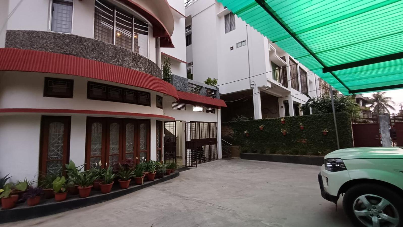 Areca Homestay Guwahati Bagian luar foto