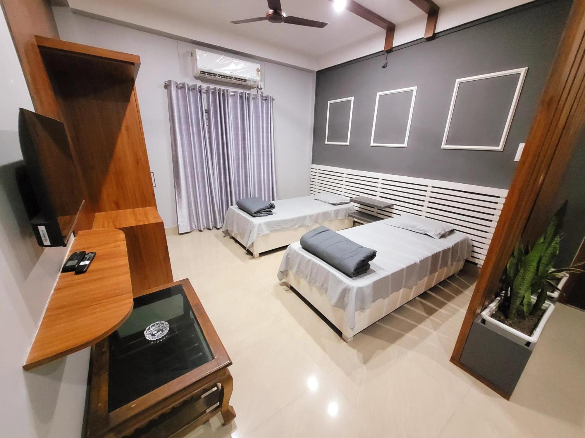 Areca Homestay Guwahati Bagian luar foto