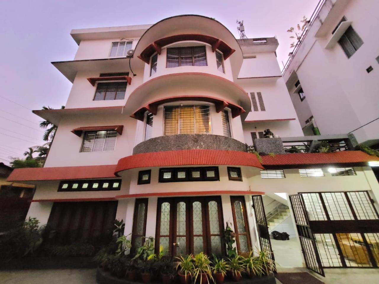 Areca Homestay Guwahati Bagian luar foto