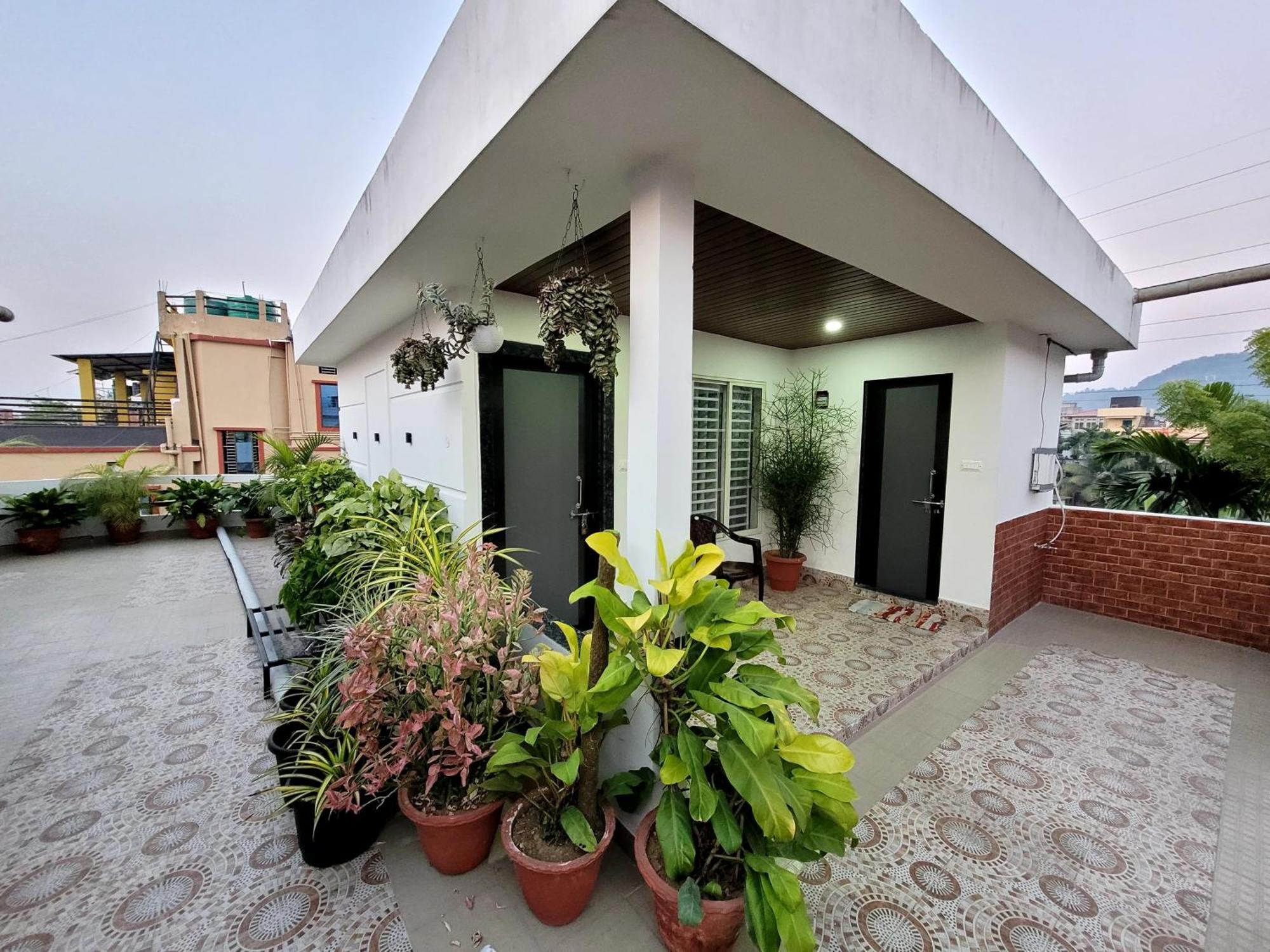 Areca Homestay Guwahati Bagian luar foto